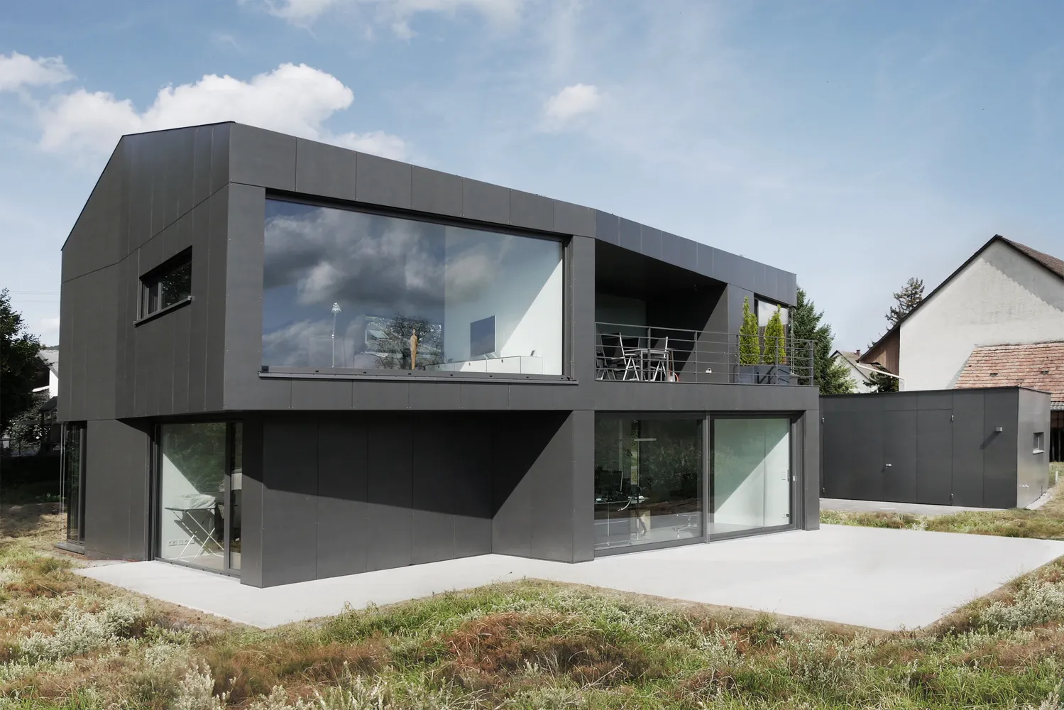 Архитектурные детали Black House